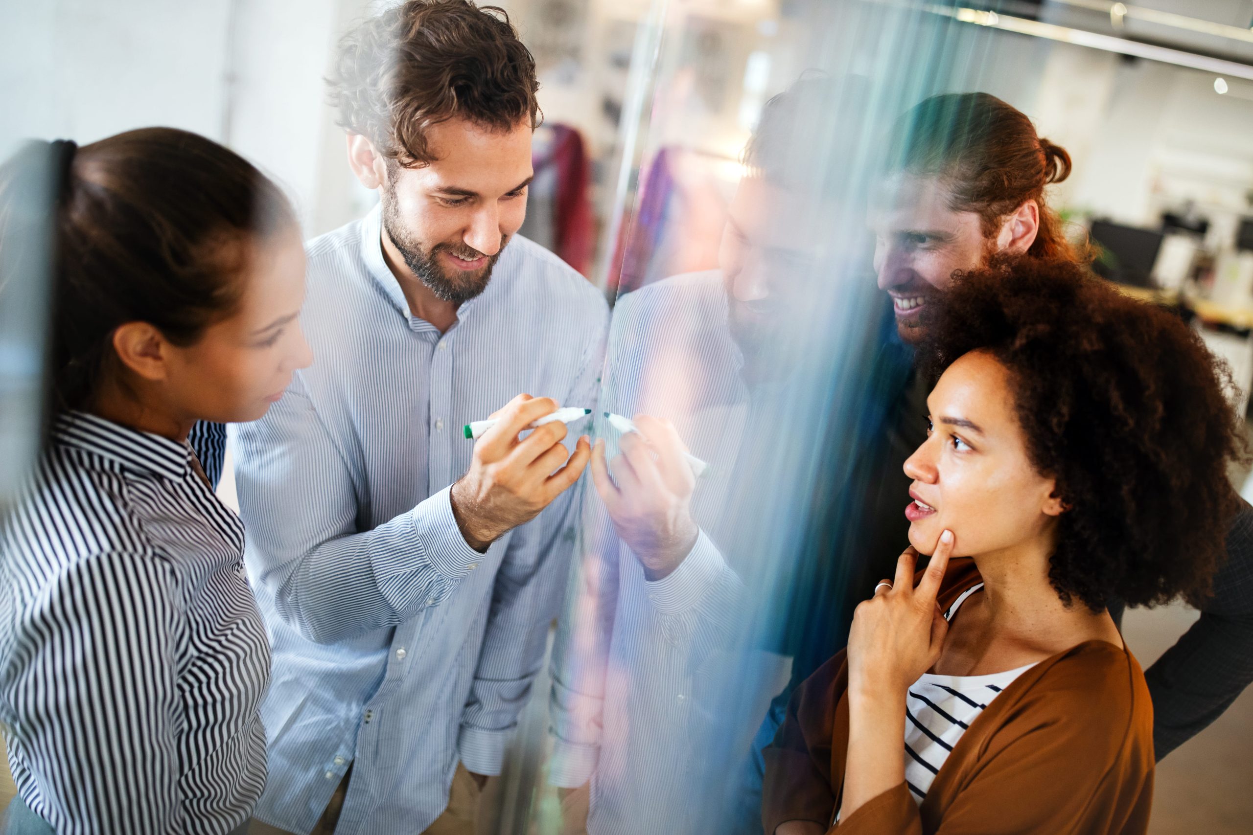 collaboration-and-analysis-by-business-people-work-2023-11-27-05-25-47-utc1-1-scaled